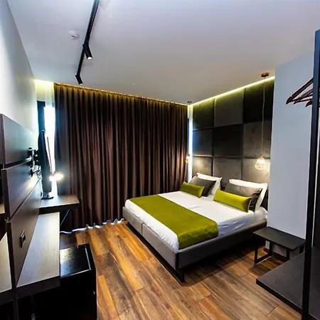 Apollon (adults Only) Sarandë