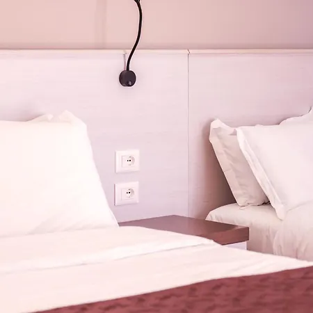 Apollon Hotel Sarandë