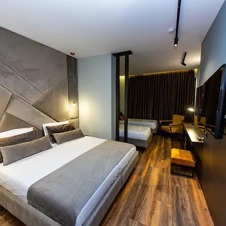 Apollon Hotel Sarandë
