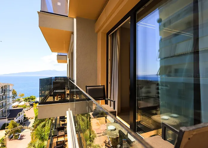 Apollon (adults Only) 4*