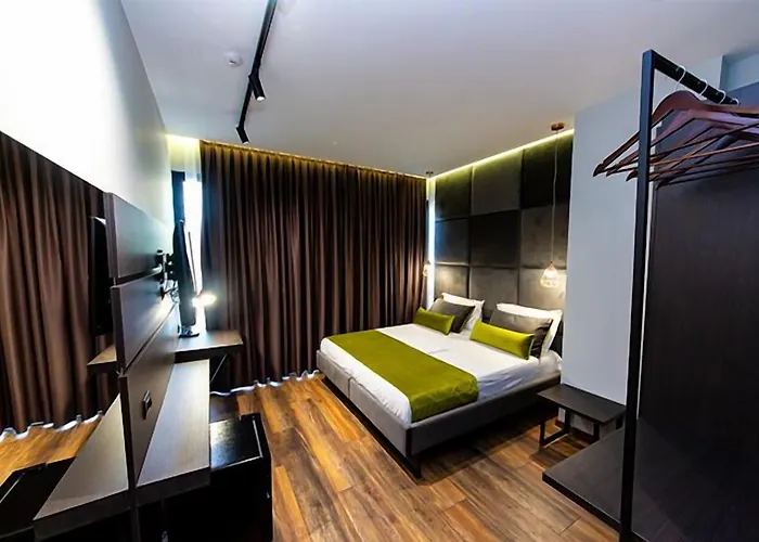 Apollon (adults Only) Sarande